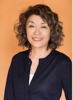 山本容子の経歴